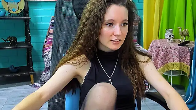 Miss Barbara  online show from 02-21-25, 07:10