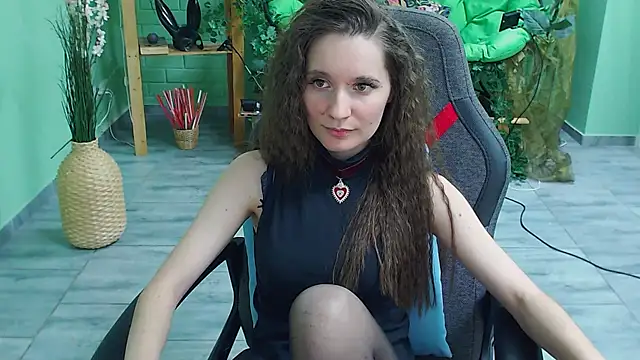 Miss Barbara  online show from 02-28-25, 11:34