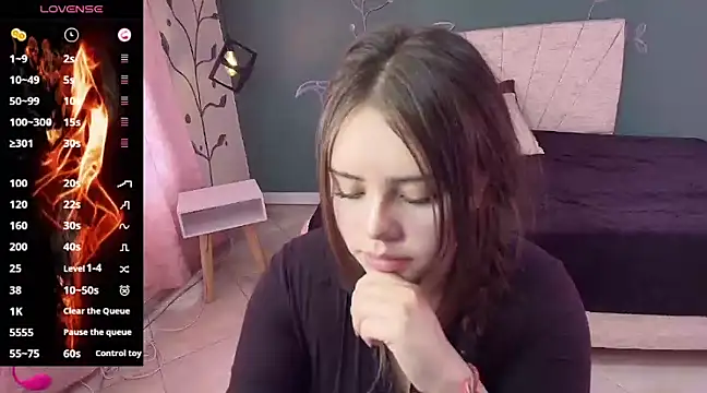 Snapshot of MariamCute_ chatting on 03-14-25, 07:55 MariamCute online show from 03-14-25, 07:55