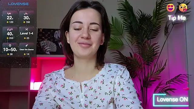 SweetieKendl online show from 04-18-26, 02:10