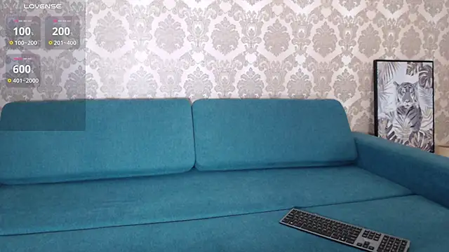 Snapshot of Louise_Lavender chatting on 12-10-24, 03:20 Louise Lavender online show from 12-10-24, 03:20