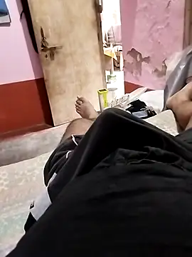 findmemylove online show from 12-01-25, 08:52