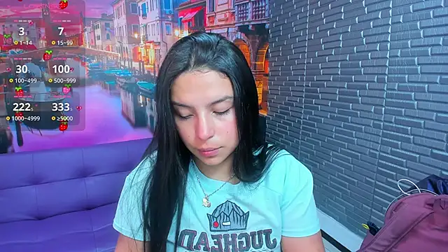 Snapshot of Small_naughty_ chatting on 02-19-26, 01:40 Small naughty online show from 02-19-26, 01:40