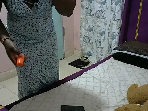 slender-qwene online show from 09-20-25, 06:09