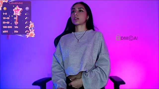 Snapshot of lilylouisee chatting on 02-28-25, 08:28 lilylouisee online show from 02-28-25, 08:28