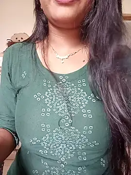 Snapshot of Anusri- chatting on 07-09-26, 10:19 Anusri- online show from 07-09-26, 10:19