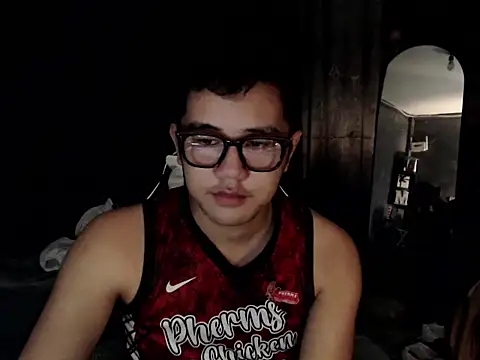 xgregor07 online show from 12-04-25, 04:05