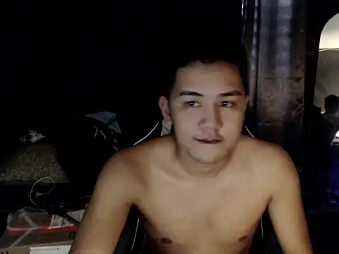 Snapshot of xgregor07 chatting on 12-20-25, 08:43 xgregor07 online show from 12-20-25, 08:43
