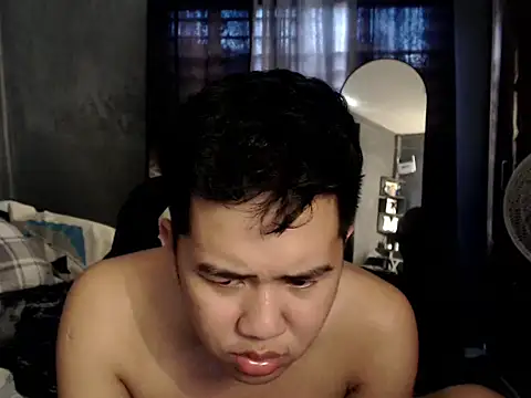 Snapshot of xgregor07 chatting on 02-25-26, 03:38 xgregor07 online show from 02-25-26, 03:38