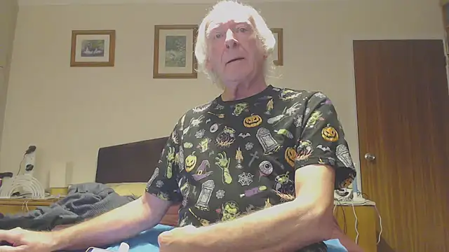 WaverlyKernow online show from 01-04-25, 01:10