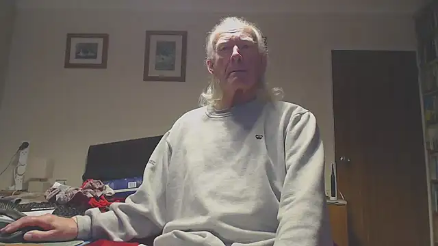 WaverlyKernow online show from 01-19-26, 02:10