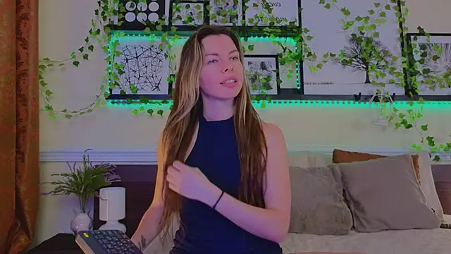 Real Tini online show from 03-11-25, 01:45