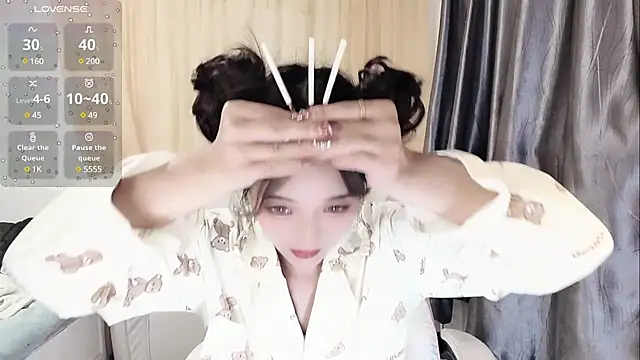 Snapshot of Ti_amo_UU chatting on 01-25-25, 06:46 Ti amo UU online show from 01-25-25, 06:46