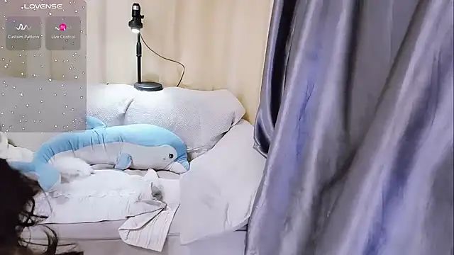 Snapshot of Ti_amo_UU chatting on 02-10-25, 01:55 Ti amo UU online show from 02-10-25, 01:55