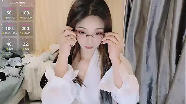 Snapshot of Ti_amo_UU chatting on 02-11-25, 11:32 Ti amo UU online show from 02-11-25, 11:32