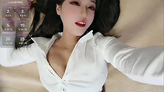 Snapshot of Ti_amo_UU chatting on 10-25-25, 05:26 Ti amo UU online show from 10-25-25, 05:26