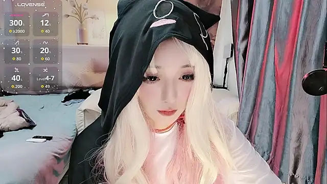 Snapshot of Ti_amo_UU chatting on 11-08-25, 12:05 Ti amo UU online show from 11-08-25, 12:05