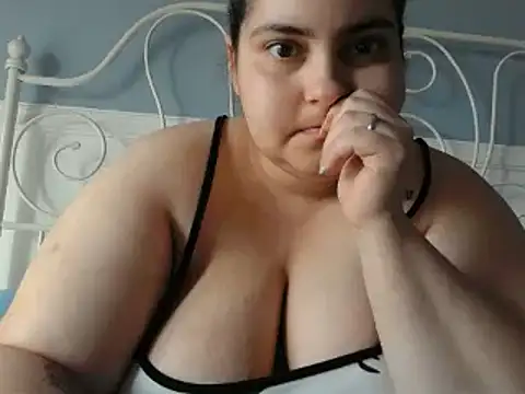 Snapshot of SweetCandyPussy_ chatting on 03-21-25, 02:51 SweetCandyPussy online show from 03-21-25, 02:51
