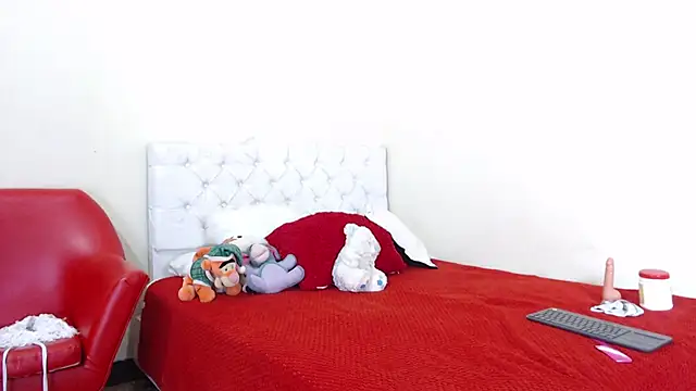 luna hoott online show from 02-28-25, 05:04