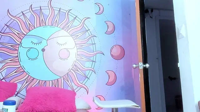 luna hoott online show from 04-18-26, 07:07