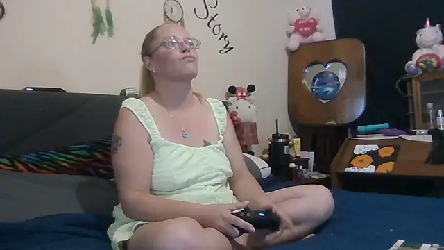 Toybox13 Pika online show from 11-05-25, 05:35