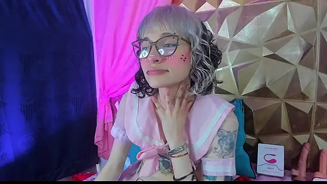 neeko princes online show from 01-17-25, 03:11