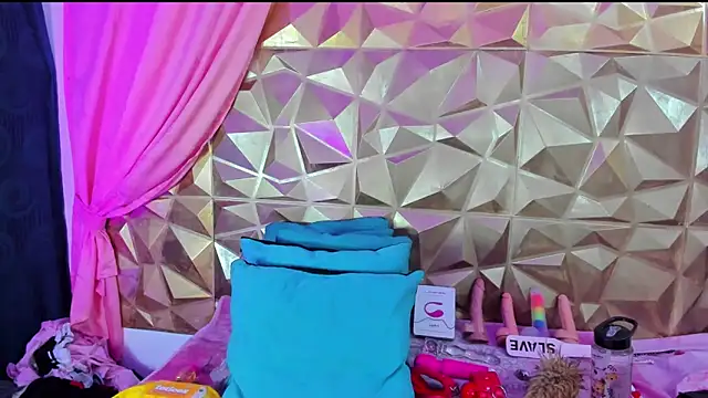 neeko princes online show from 02-13-25, 12:11