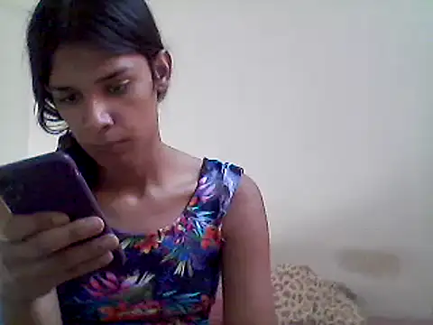 Snapshot of mariy_ chatting on 03-05-25, 06:56 mariy online show from 03-05-25, 06:56