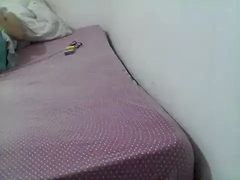 Snapshot of mariy_ chatting on 03-17-25, 01:35 mariy online show from 03-17-25, 01:35