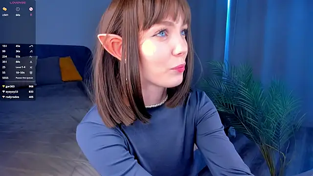 Snapshot of SoniaScott chatting on 02-23-25, 04:17 SoniaScott online show from 02-23-25, 04:17