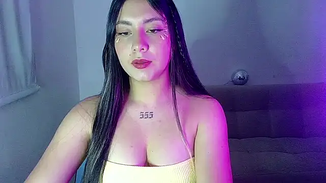 Lia 14  online show from 06-23-26, 11:36