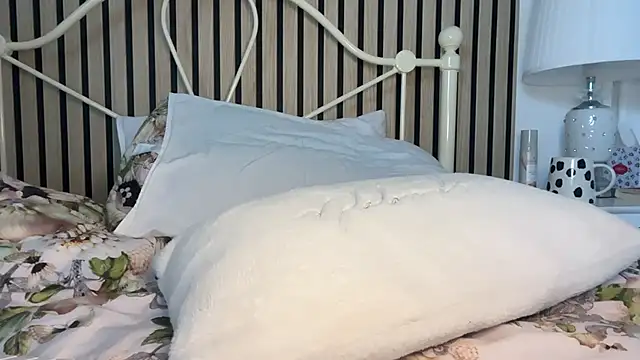 Snapshot of chelsea_strip chatting on 07-23-26, 10:57 chelsea strip online show from 07-23-26, 10:57