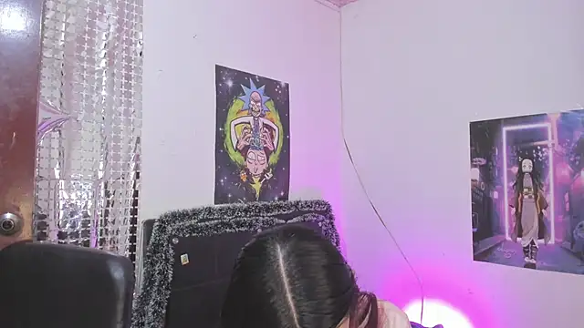 Snapshot of Megan_Miles02 chatting on 12-15-24, 08:47 Megan Miles02 online show from 12-15-24, 08:47