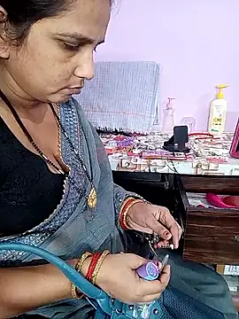 reemacouple007 online show from 04-13-26, 05:18