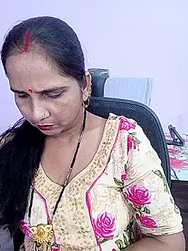 Snapshot of reemacouple007 chatting on 05-26-26, 07:37 reemacouple007 online show from 05-26-26, 07:37
