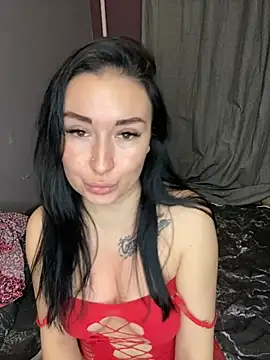Snapshot of Roxana_Bell chatting on 12-11-24, 01:39 Roxana Bell online show from 12-11-24, 01:39