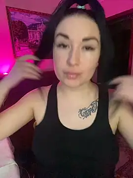 Snapshot of Roxana_Bell chatting on 01-18-25, 11:32 Roxana Bell online show from 01-18-25, 11:32