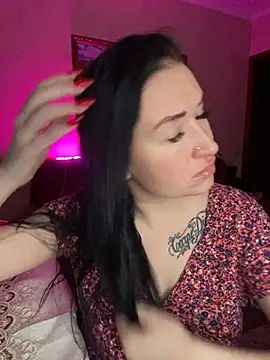 Snapshot of Roxana_Bell chatting on 03-05-25, 06:23 Roxana Bell online show from 03-05-25, 06:23