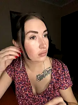 Snapshot of Roxana_Bell chatting on 10-03-25, 01:19 Roxana Bell online show from 10-03-25, 01:19