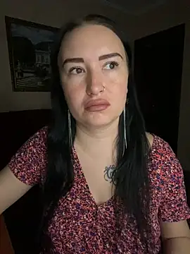 Roxana Bell online show from 04-13-26, 06:13