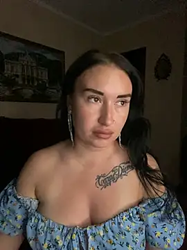 Snapshot of Roxana_Bell chatting on 06-09-26, 07:14 Roxana Bell online show from 06-09-26, 07:14