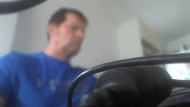 Snapshot of itsme61 chatting on 03-05-26, 03:52 itsme61 online show from 03-05-26, 03:52