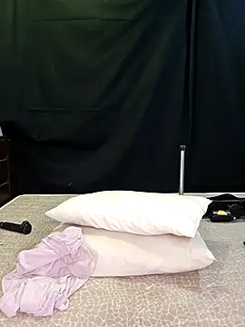 Blossam 07 online show from 12-13-24, 04:27