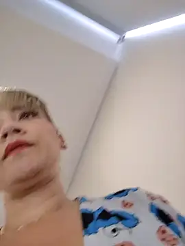 tata laima   online show from 11-17-25, 02:45