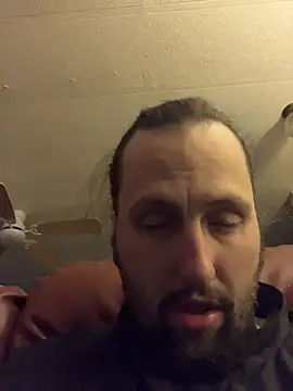 Snapshot of BobbyQ29 chatting on 12-05-25, 07:17 BobbyQ29 online show from 12-05-25, 07:17