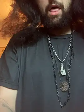 BobbyQ29 online show from 04-28-26, 02:10
