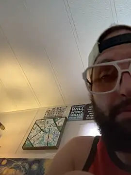 BobbyQ29 online show from 05-08-26, 11:10