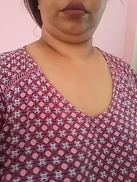 Ravina patil1 online show from 04-14-26, 10:43