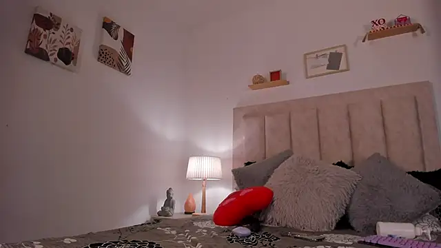 Avaline Blancx online show from 02-27-25, 04:20