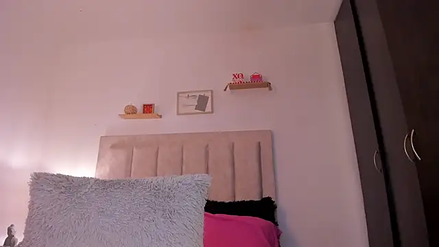 Avaline Blancx online show from 03-04-25, 04:06